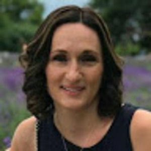 Meet your Posher, Nadia